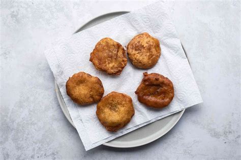 Aborrajados (Fried Plantains With Cheese) Recipe