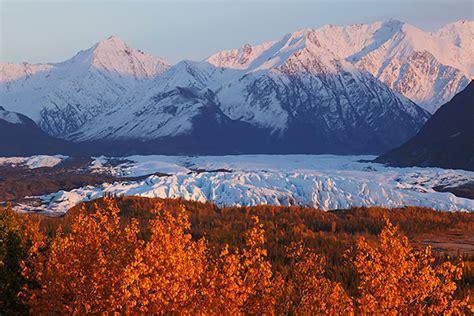 Travel Tidbit: Fall Foliage In Alaska - Travel Lady Vacations