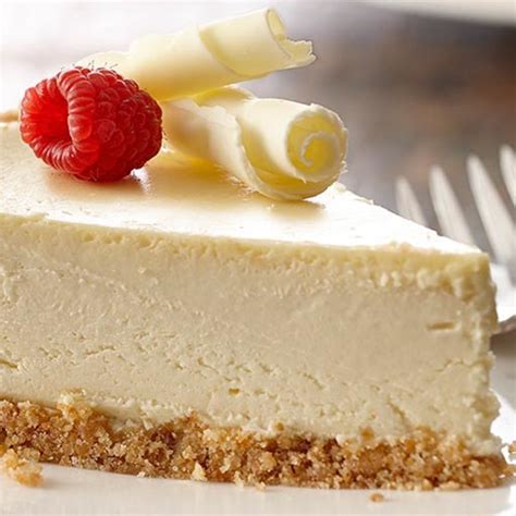 Ultimate Vanilla Cheesecake