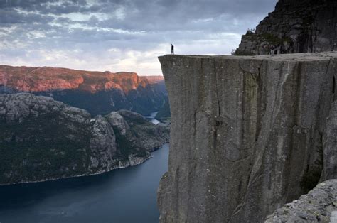 The 10 Most Popular Mountain Hiking Trails in Norway - Daily Scandinavian