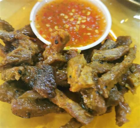 11 Famous Food In Kelantan +Pics + Local’s Best Spots! [2024]