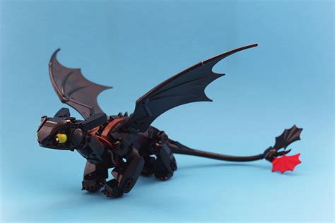 LEGO Toothless MOC (How to Train Your Dragon) : lego