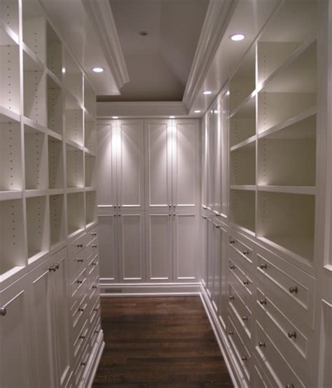 20+ Walk In Closet Lighting Ideas – The Urban Decor