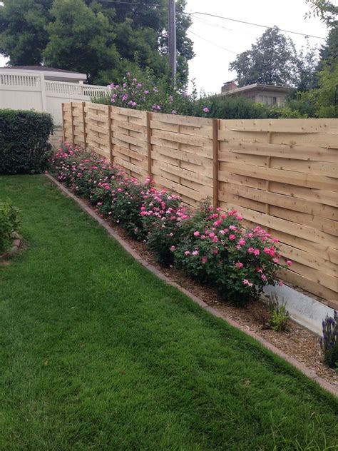 7 Gorgeous Rustic Wooden Fence Ideas To Beautify Your Home Garden ...