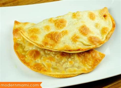 Sweet Potato & Cream Cheese Empanadas {Recipe} - modernmami™