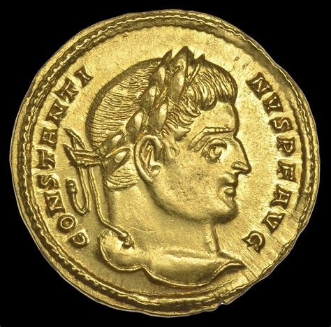 "Perfect" Roman gold coin found with metal detector after 1,700 years