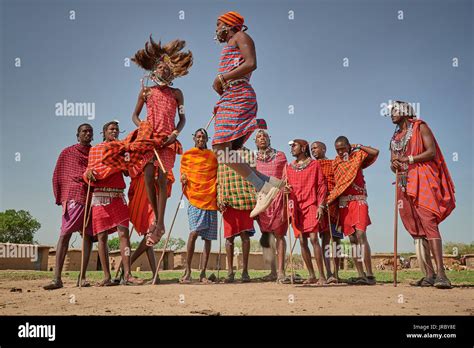 Masai Cultural Dance Stock Photo - Alamy