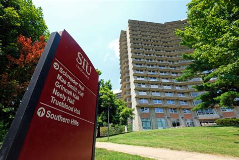 SIU Carbondale will no longer house students in the Towers | SIU | thesouthern.com