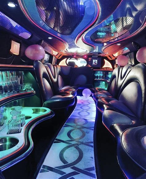 Hummer Stretch Limo - Hummer limo hire - Party Bus hire - Stretch limo