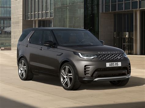 2023 Land Rover Discovery Metropolitan Edition Adds Style