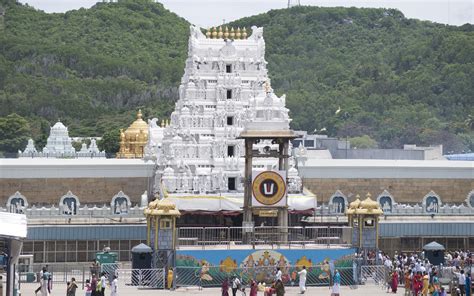 Sri Venkateswara Temple Tirupati | WhatsHot Hyderabad