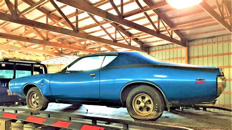 1971 Dodge Charger Super Bee Six-Pack 440 Barn Find