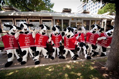 Save the Date: Chick-fil-A to Offer Free Food to Cow-Clad Customers on ...