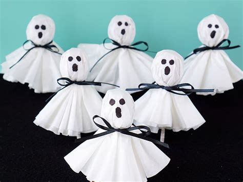 13 Halloween crafts for kids that are spooky and fun