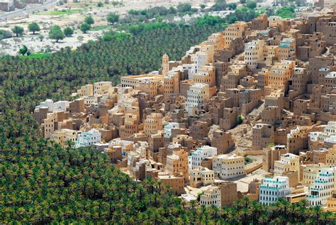 Visit Shibam, Yemen: The Ancient "Manhattan of the Desert"