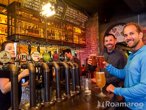 The Best Pub Crawl in Dublin - Roamaroo Travel