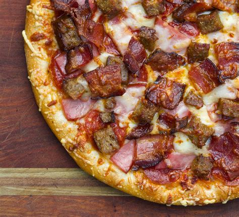 Smoky's Loves Bacon Pizza Topping! | Smoky Mountain Pizzeria Grill