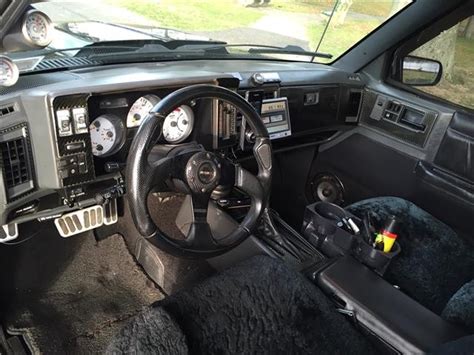 1993 GMC Typhoon Interior | Barn Finds