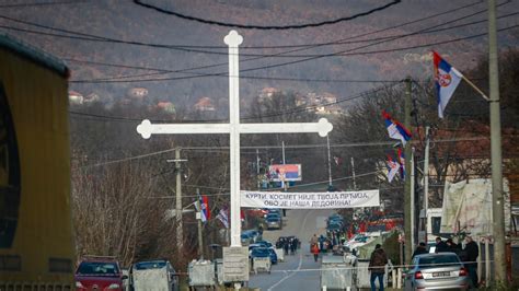 Kosovo Reopens Main Border Crossing With Serbia; Roadblocks to Be ...