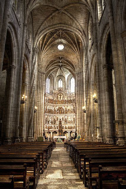 Interior Catedral de Guarda (Portugal) | Cathedral, Cathedral church, Church architecture