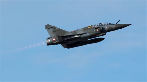 French Air Force Mirage 2000 fighter jet disappears in eastern France ...