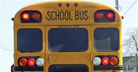 School Bus Drivers Racking Up Red Light Camera Violations, AG Says - CBS New York