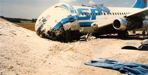 Crash of a Boeing 737-2A1 in São Paulo: 1 killed | Bureau of Aircraft Accidents Archives