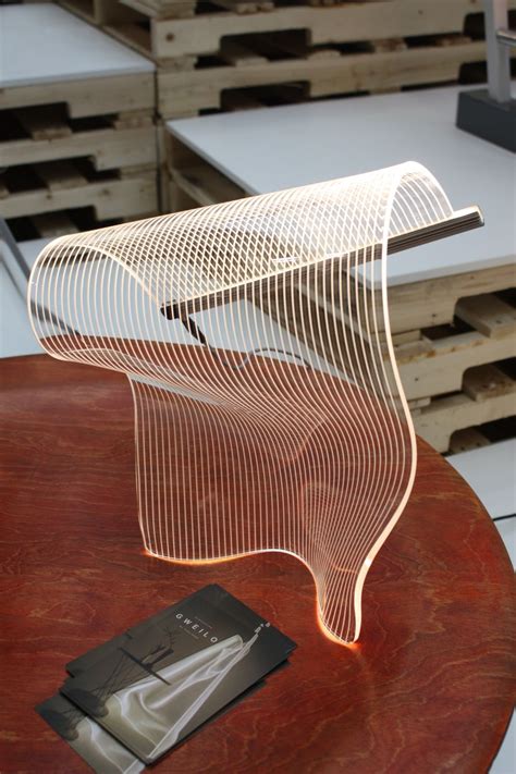 Acrylic Sheets Transform Light Into An Architectural Sculpture