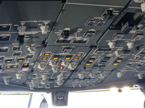 On Display At Farnborough: Inside The Boeing 777X Test Aircraft