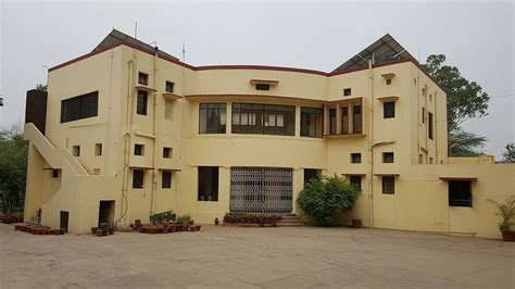 Media Gallery - Shree Shree Ma Anandamayee Ashram, New Delhi