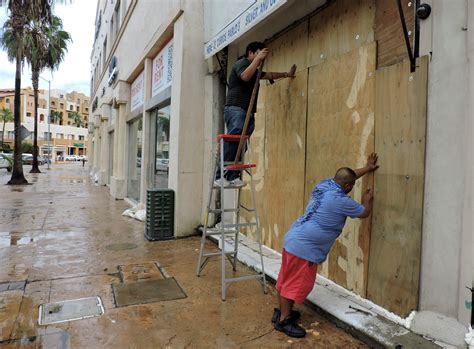 Hurricane Olaf brings strong winds, rain to Mexico's Baja California | Reuters