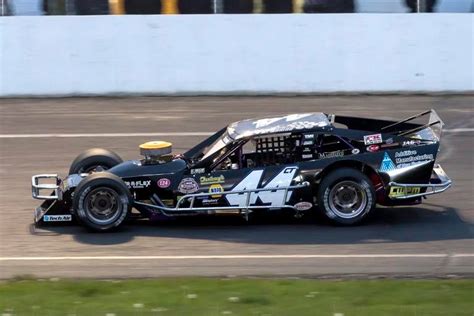 Asphalt Modifieds — Dur-A-Flex Racing