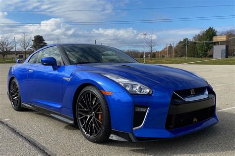 Used Nissan GT-R for Sale (with Dealer Reviews) - CarGurus