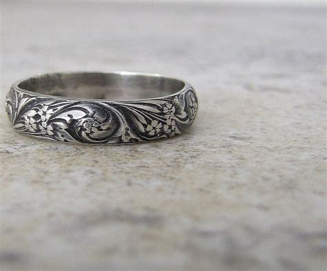 Engraved Antique Wedding Band Floral Pattern Ring Silver