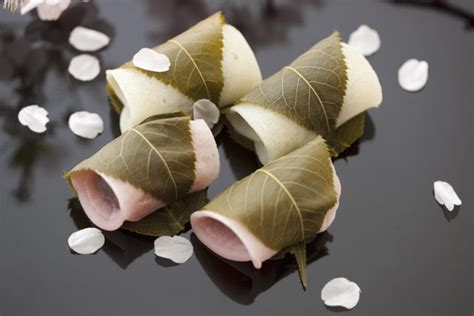 Recipe: Sakura Mochi - Savvy Tokyo