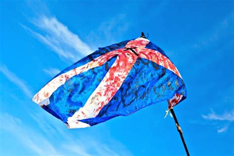 The Flag Of Scotland - Origins & History Of The Saltire