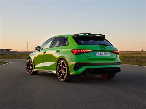 2022 Audi RS 3 Review | Man of Many