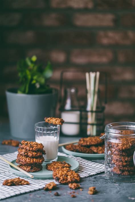 Oatmeal Raisin Cookies - EASY AND QUICK - Playful Cooking