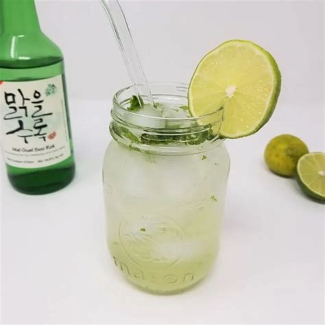 Soju Mojito Recipe (Easy Soju Cocktail)