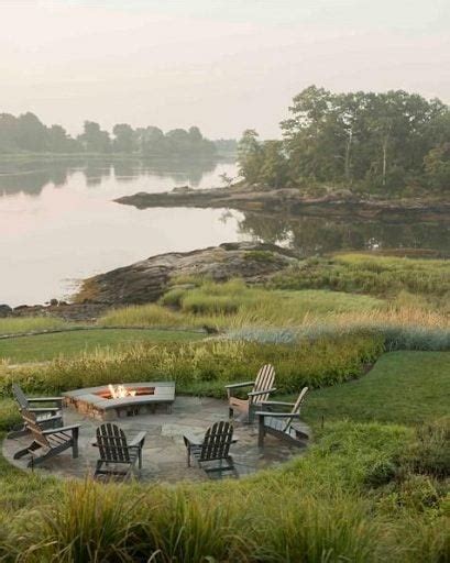 25 Serene Lake House Landscaping Ideas To Blend With Nature