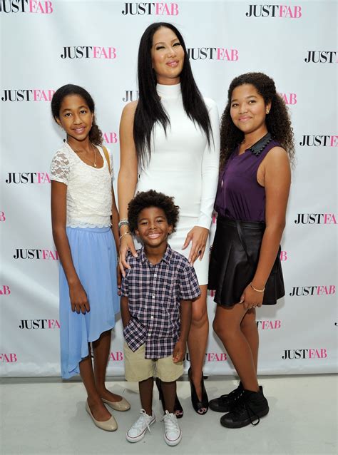 Ming Lee Reveals Sex of Mom Kimora Lee Simmons' Unborn Baby! - Life & Style