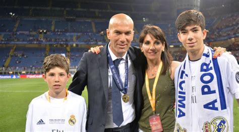 Un but splendide pour Elyaz Zidane (vidéo) - Football.fr