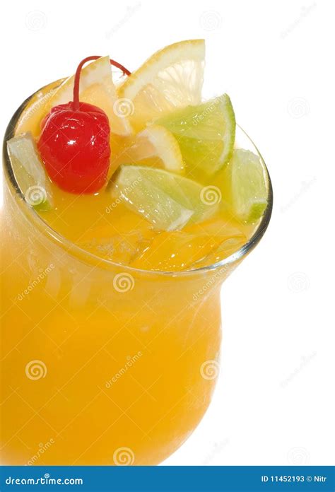 Cocktail With Lime And Lemon Stock Image - Image of liquor, green: 11452193