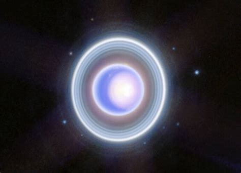 Ringed Planet Uranus from Webb Telescope | WordlessTech