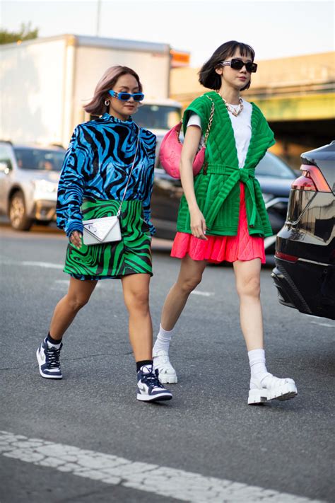 The 54 Best Street Style Looks From New York Fashion Week Spring 2023 - Fashionista