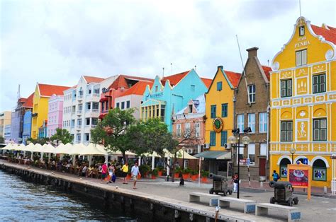 Shopping in Curacao - Events Curaçao l The best island guide