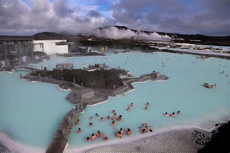 Iceland's Blue Lagoon — Instagram Vs. Reality