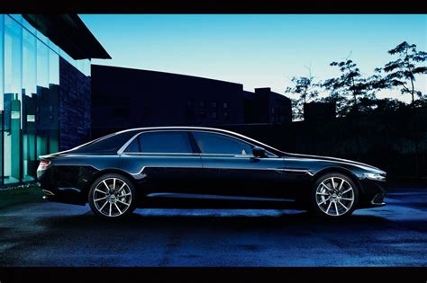 Aston Martin Lagonda revealed | Shifting-Gears