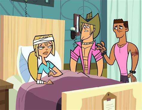 Geoff and Brody Visits Bridgette in the Hospital when Bridgette had an accident : Totaldrama