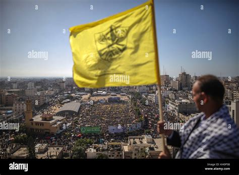 Fatah flag hi-res stock photography and images - Alamy